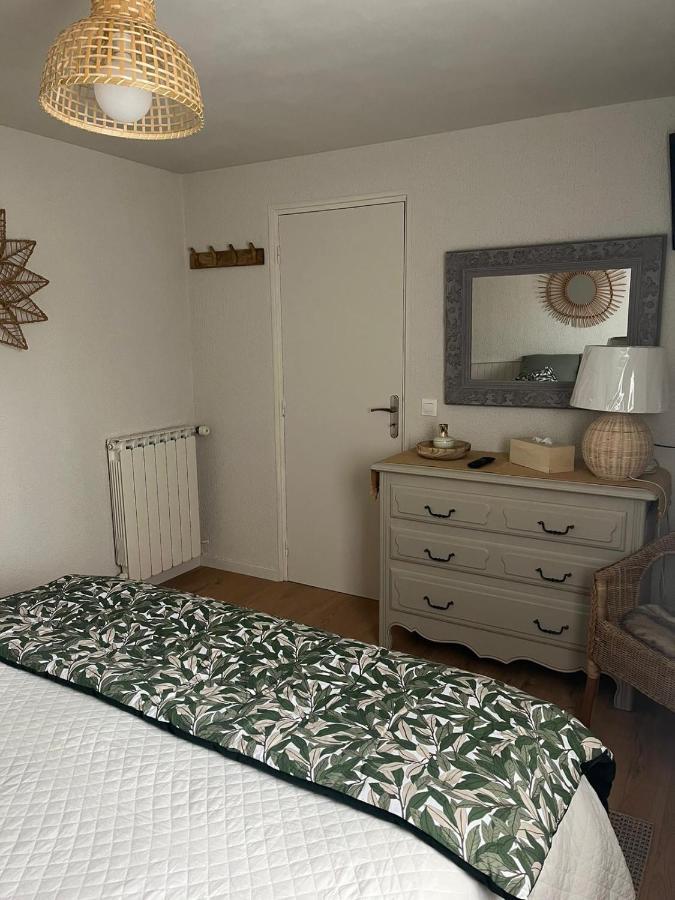 Chambres D'Hotes Marylou Valensole Exterior photo